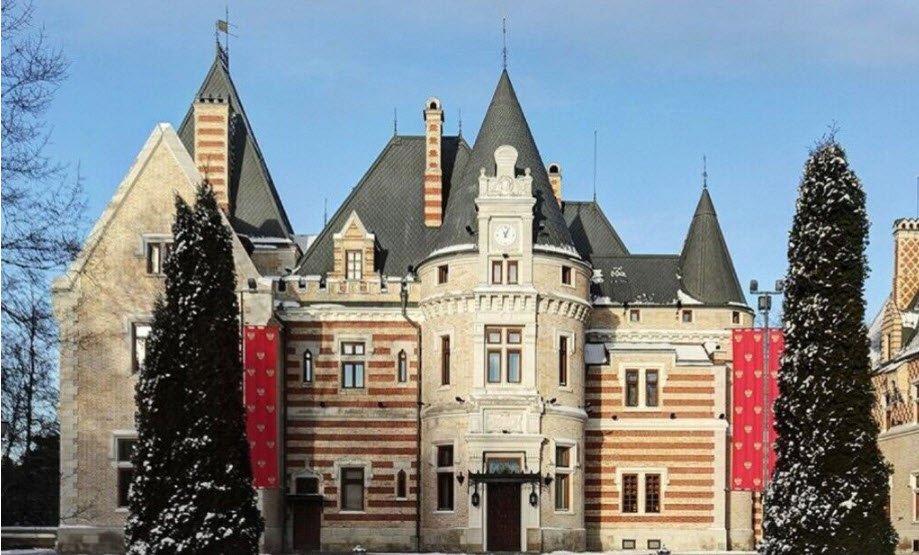 Zamok Meyyendorf, Russia